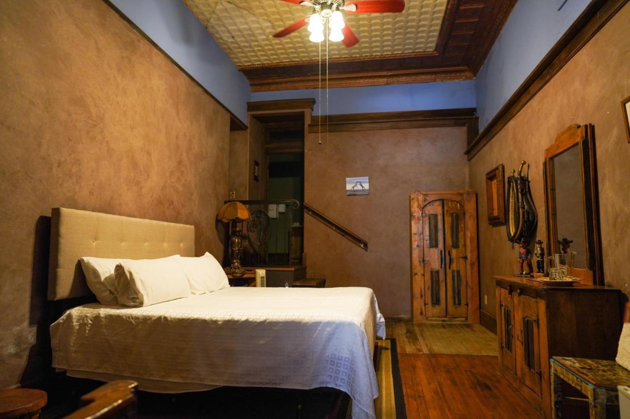 Bisbee Grand Hotel Buitenkant foto