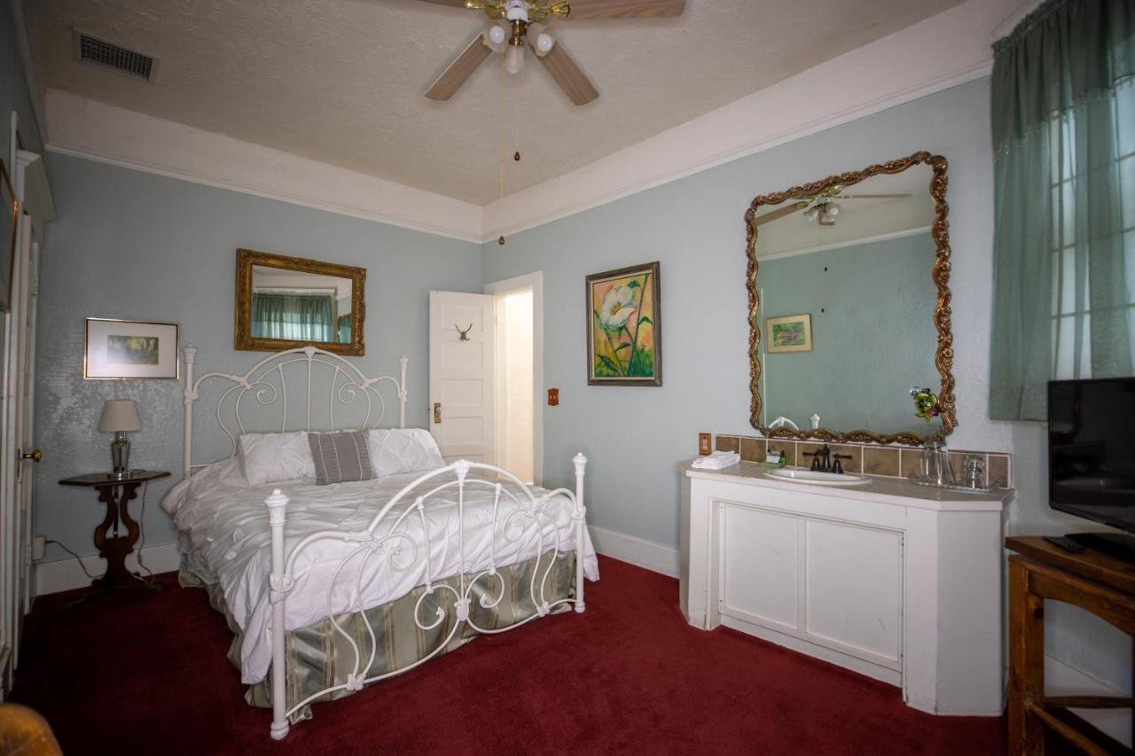 Bisbee Grand Hotel Buitenkant foto