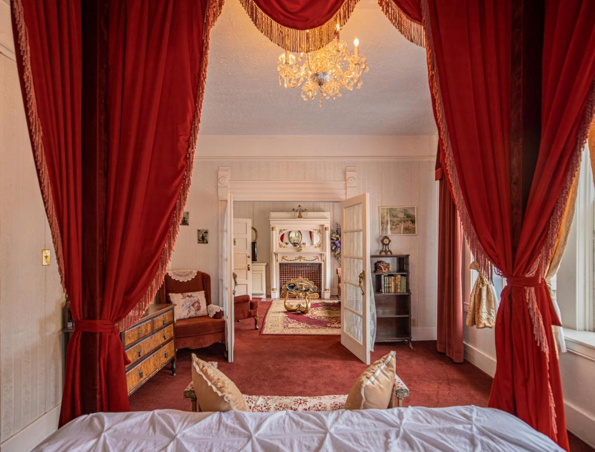 Bisbee Grand Hotel Buitenkant foto